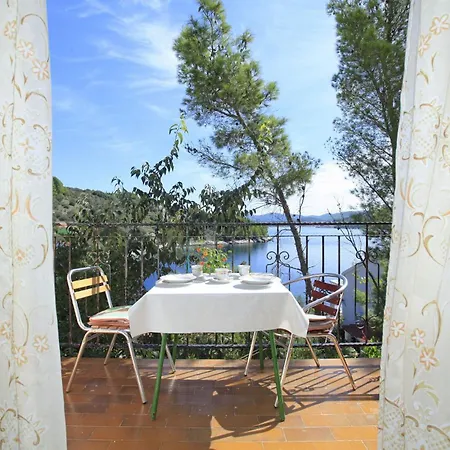 House Niso Vela Luka