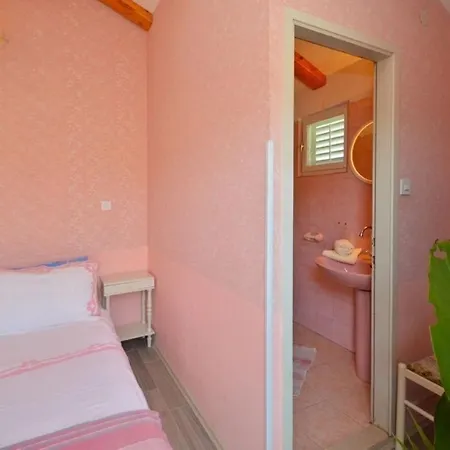 House Niso Дом отдыха *