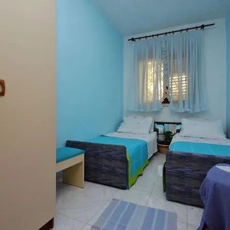 House Niso *
